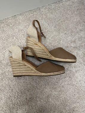 me too Tan Espadrille Wedge Sandals with Ankle Tie